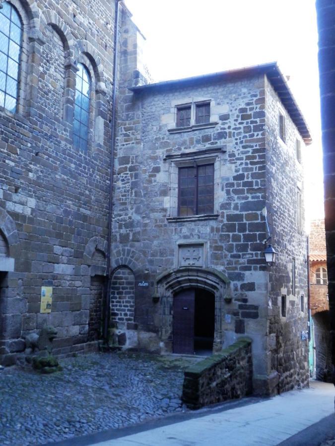 Chambres D'Hotes La Prevote - Ancien Couvent Contre La Cathedrale Le Puy-en-Velay 外观 照片