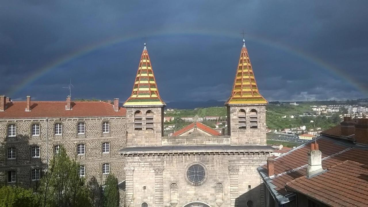 Chambres D'Hotes La Prevote - Ancien Couvent Contre La Cathedrale Le Puy-en-Velay 外观 照片